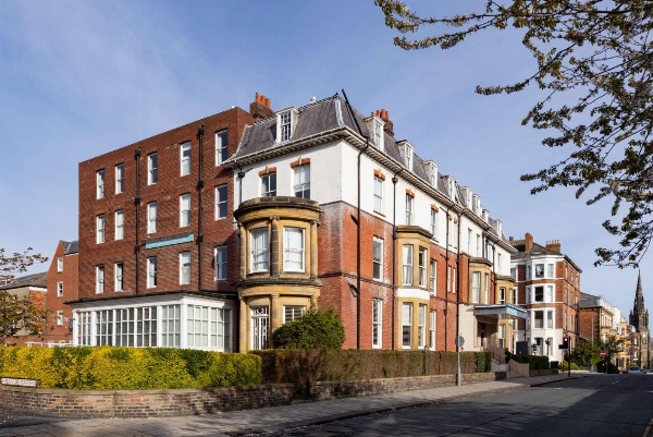 The Caledonian New Southlands Hotel image 1